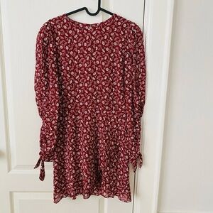 $219 NWOT Reformation Lucita Red/White Floral Wrap Tied Cuffs Mini Dress size 6